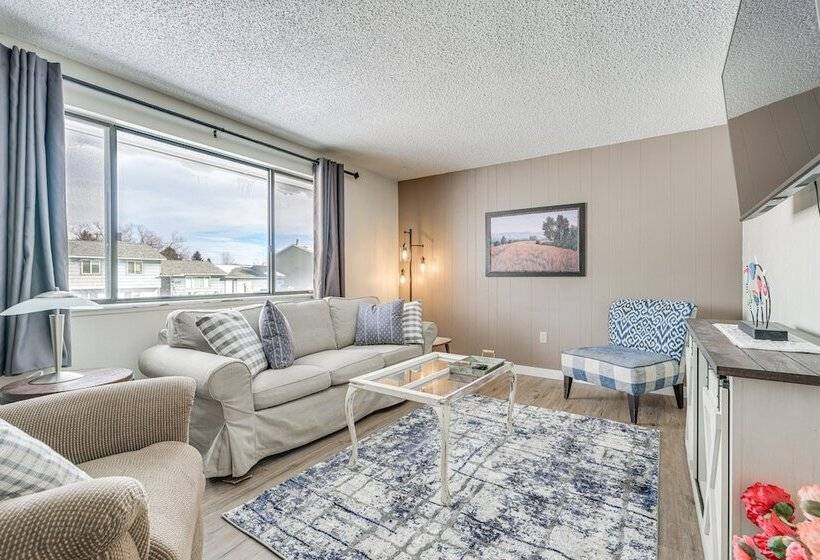 Dog Friendly Montana Home W/ Deck & Fenced In Yard