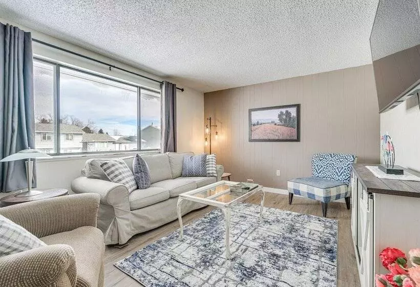 Dog Friendly Montana Home W/ Deck & Fenced In Yard