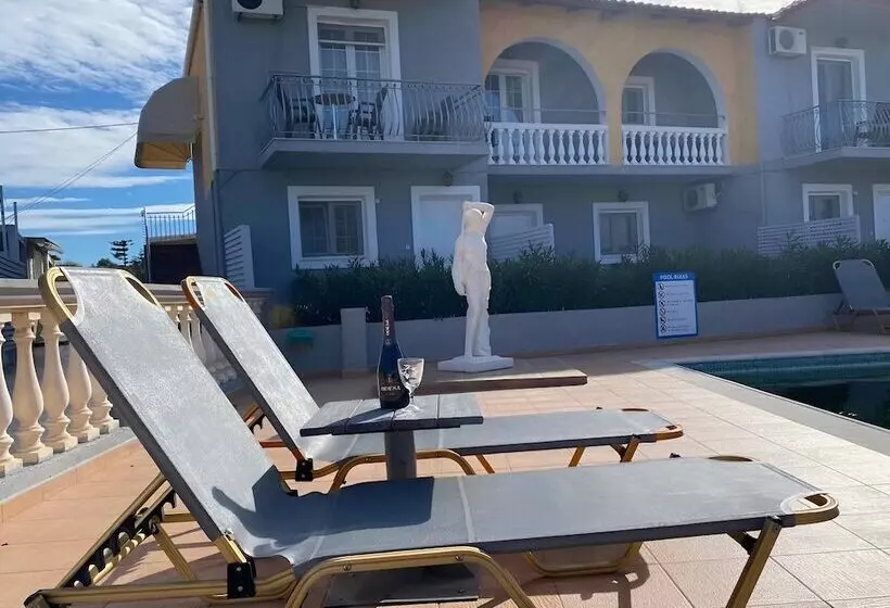 Hotelli Ionian Residence