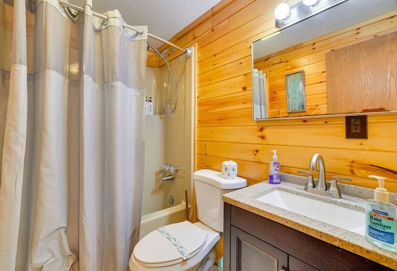 Hot Tub & Fire Pit: Lakefront Cabin In White Haven