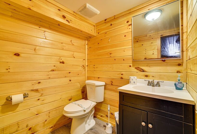 Hot Tub & Fire Pit: Lakefront Cabin In White Haven