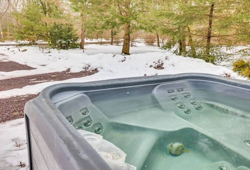 Hot Tub & Fire Pit: Lakefront Cabin In White Haven