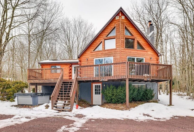 Hot Tub & Fire Pit: Lakefront Cabin In White Haven