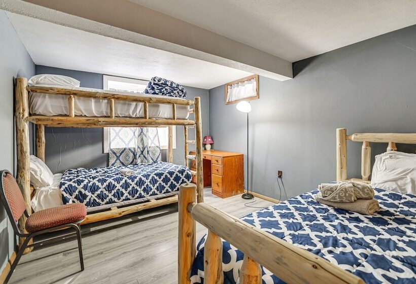 Hot Tub & Fire Pit: Lakefront Cabin In White Haven