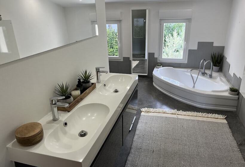 펜션 Les Hauts D Avignon