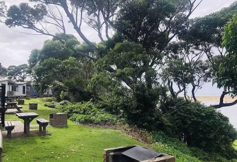 Lomakeskus Joalah Holiday Park