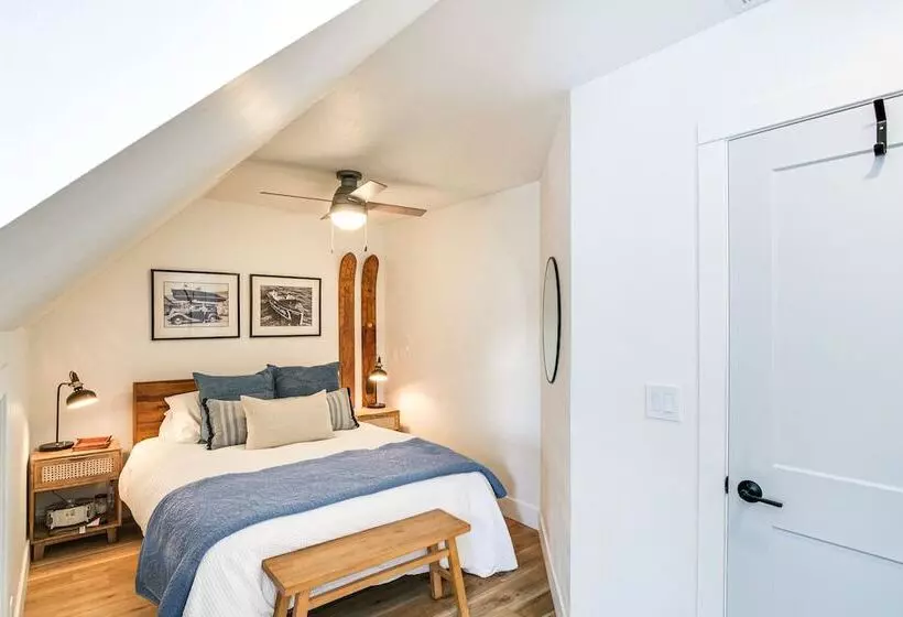 Westwood Cabin: Lake Almanor Across The Street!