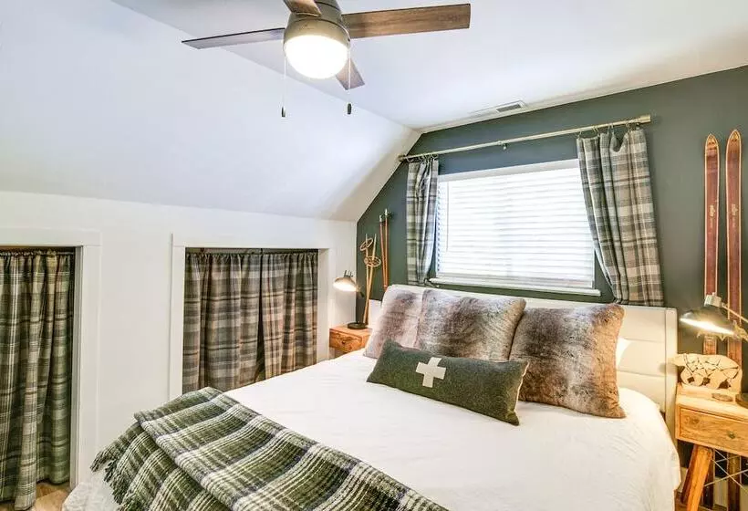 Westwood Cabin: Lake Almanor Across The Street!