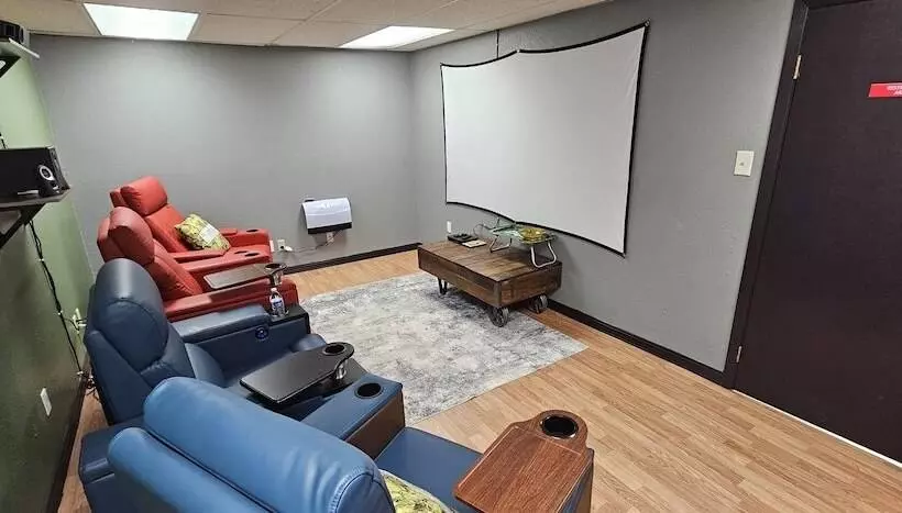 تختخواب و صبحانه The Canna House By High Society Rentals