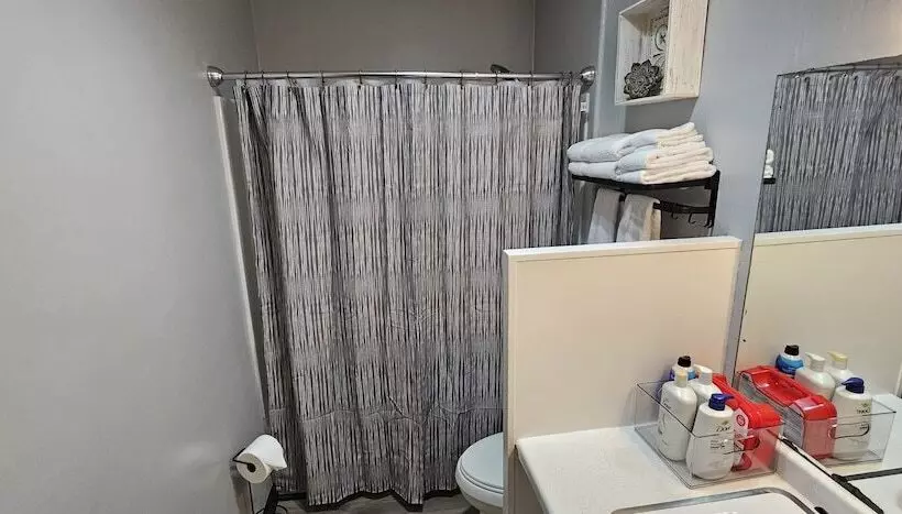 تختخواب و صبحانه The Canna House By High Society Rentals