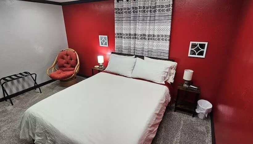 تختخواب و صبحانه The Canna House By High Society Rentals