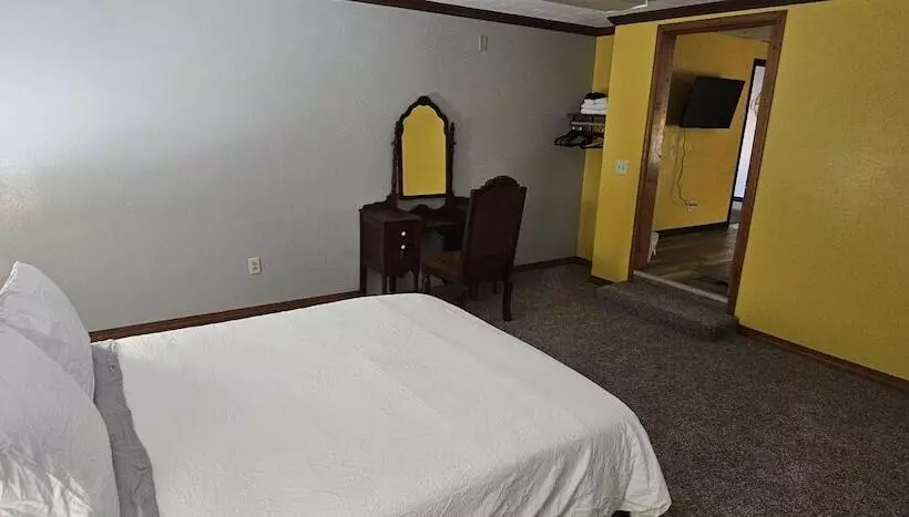 تختخواب و صبحانه The Canna House By High Society Rentals