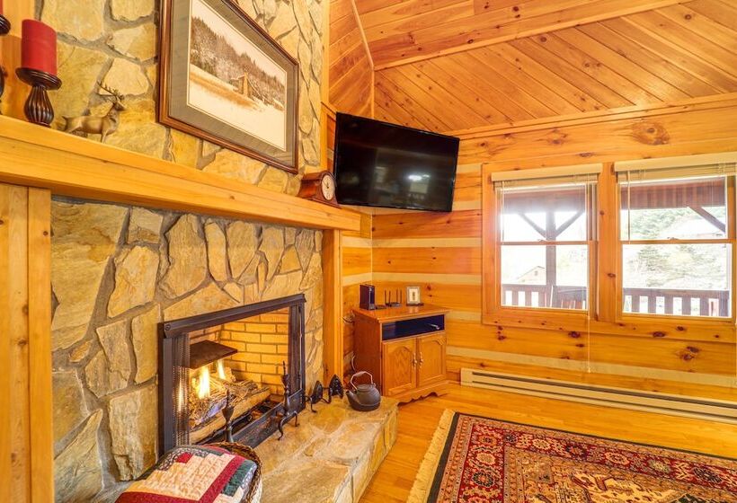 Charming Boone Cabin < 9 Mi To Appalachian Ski Mtn
