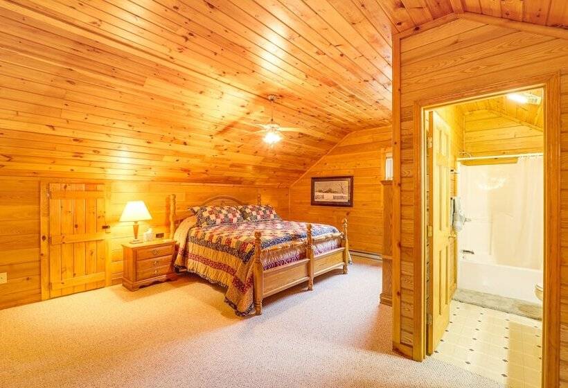 Charming Boone Cabin < 9 Mi To Appalachian Ski Mtn