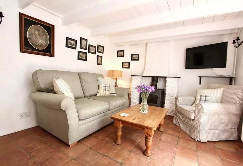 Ginentonic Cottage