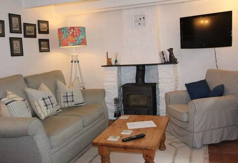 Ginentonic Cottage