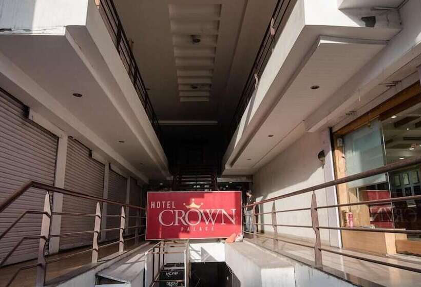 Hotel Crown Palace