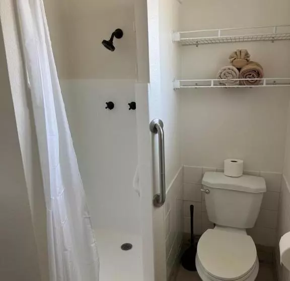 Hotelli Eastern Sierra Motor Lodge