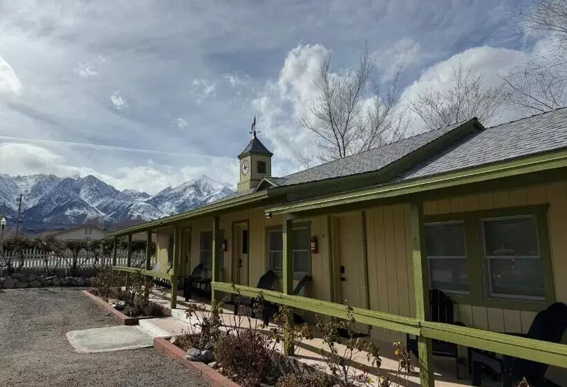 Hotelli Eastern Sierra Motor Lodge