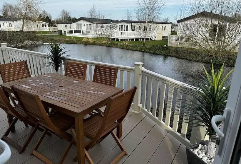 ホテル Meadows 51   Southview Holiday Park Skegness