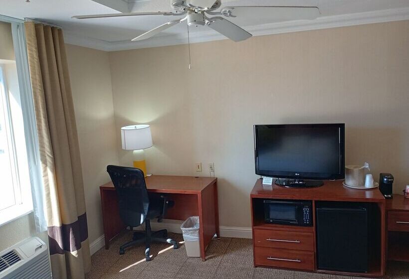 Otel Samir Stay At Nw Expressway