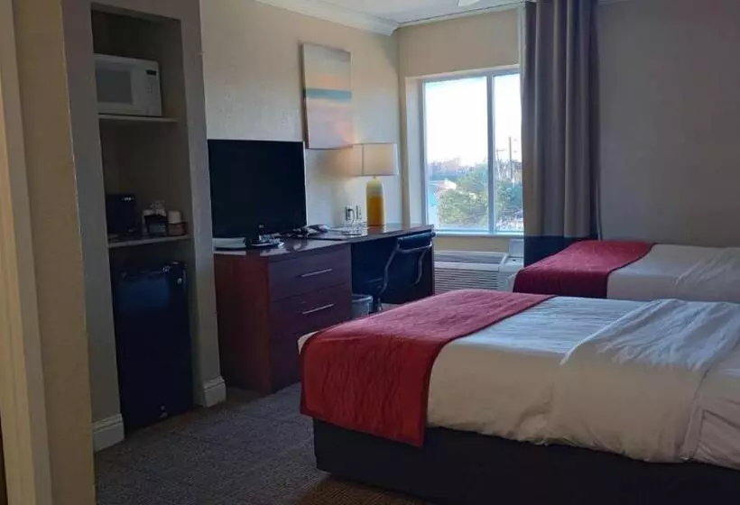 ホテル Samir Stay At Nw Expressway