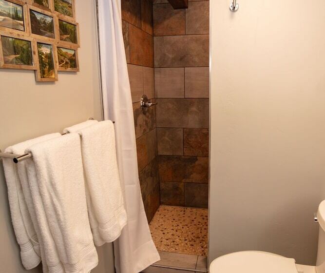 Отель The Frenchman Suites