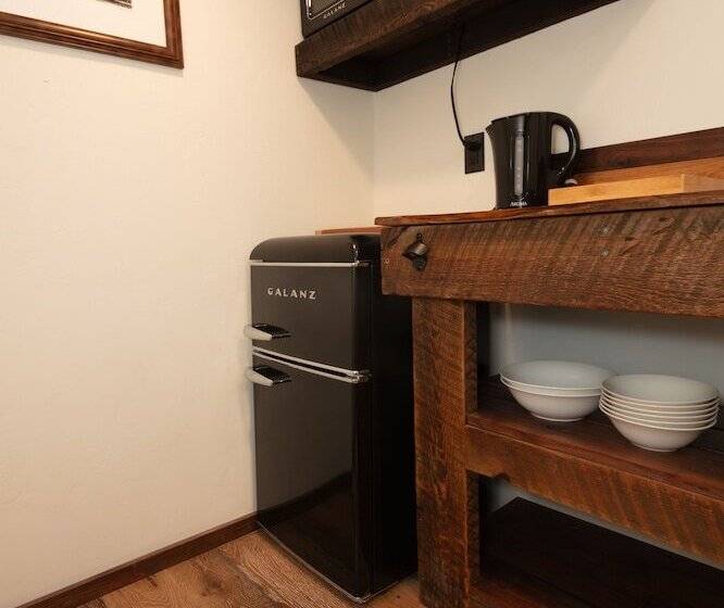 Отель The Frenchman Suites