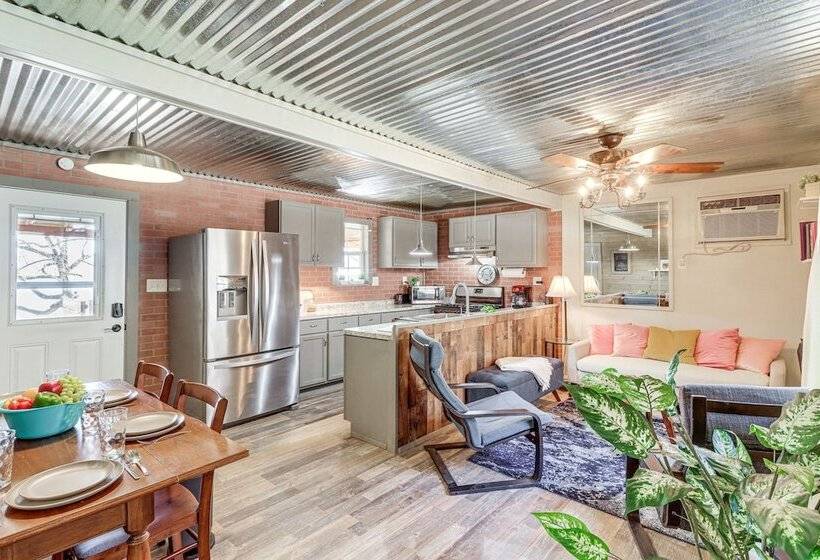 Jasper Cabin W/ Fire Pit, Grill & Mountain Views!