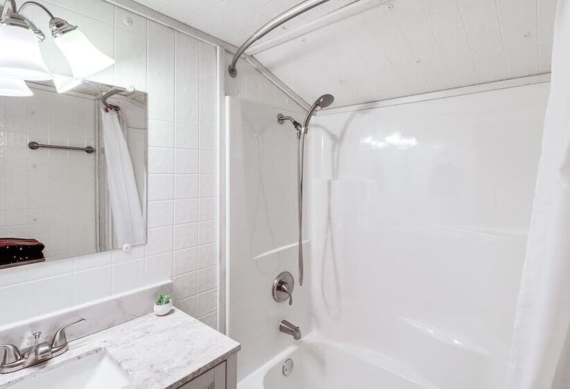 Jasper Cabin W/ Fire Pit, Grill & Mountain Views!