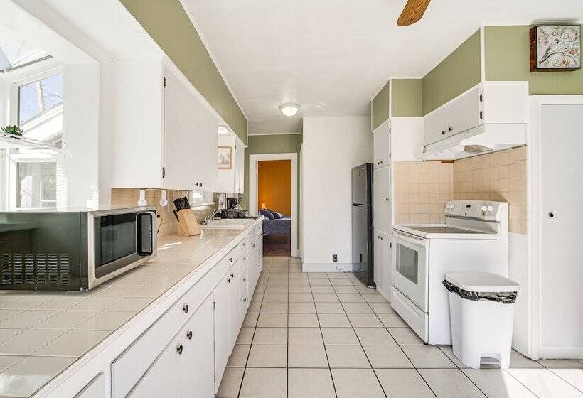 Klamath Falls Home W/ Deck ~ 1 Mi To Downtown