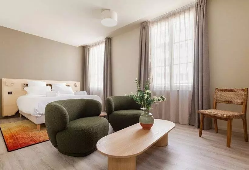 Gogaille   Cloître   Accès Autonome