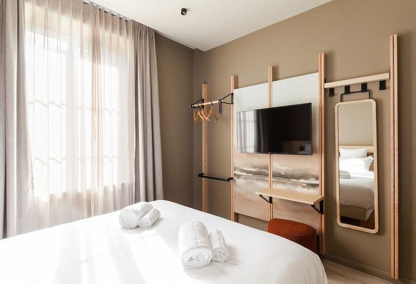 Gogaille Cloître Accès Autonome