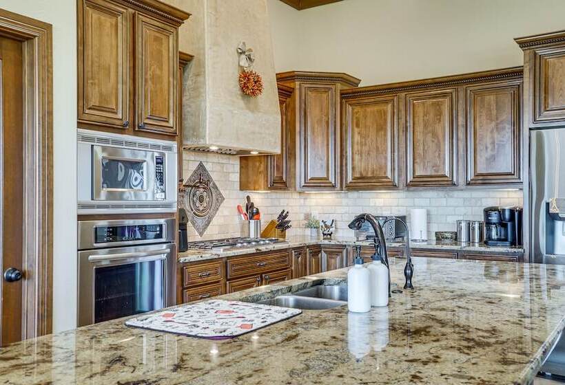 Las Cruces Home W/ Mountain Views & Private Pool!