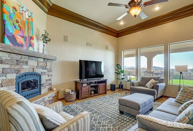 Las Cruces Home W/ Mountain Views & Private Pool!