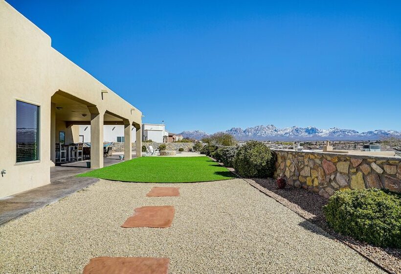 Las Cruces Home W/ Mountain Views & Private Pool!