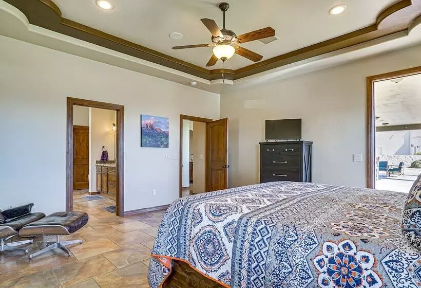 Las Cruces Home W/ Mountain Views & Private Pool!