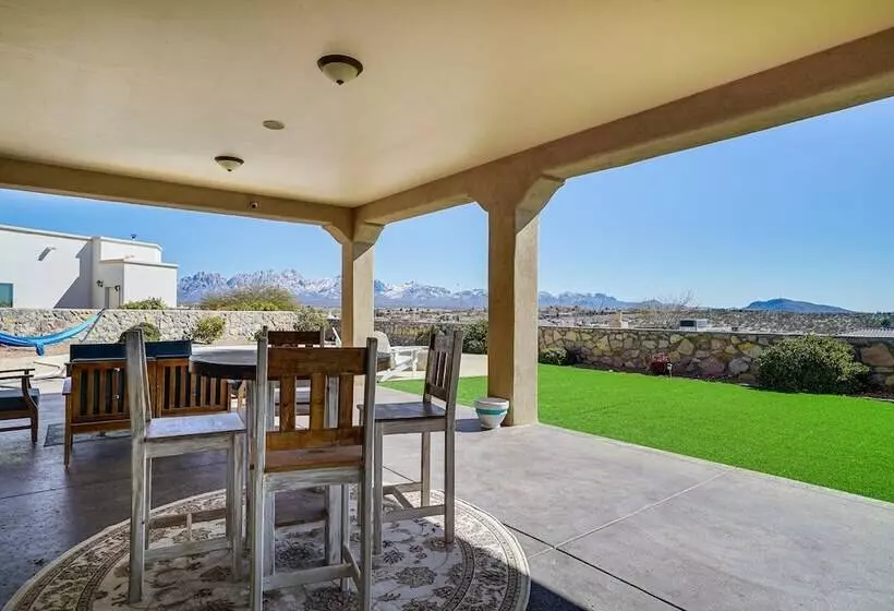 Las Cruces Home W/ Mountain Views & Private Pool!