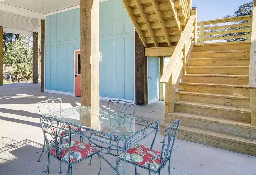 Long Beach House W/ Charcoal Grill: Steps To Shore