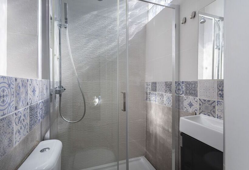 بنسيون Lemon Hostel Faro