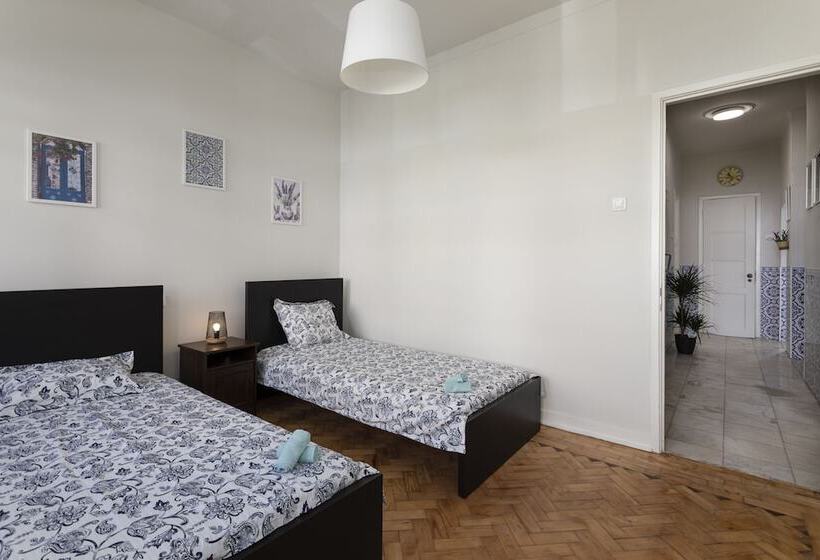 بنسيون Lemon Hostel Faro