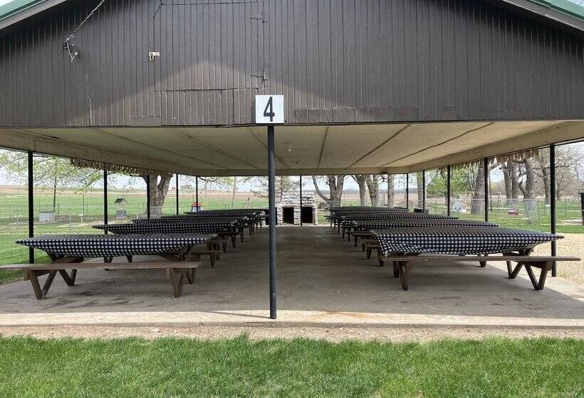 بنسيون Sycamore Springs