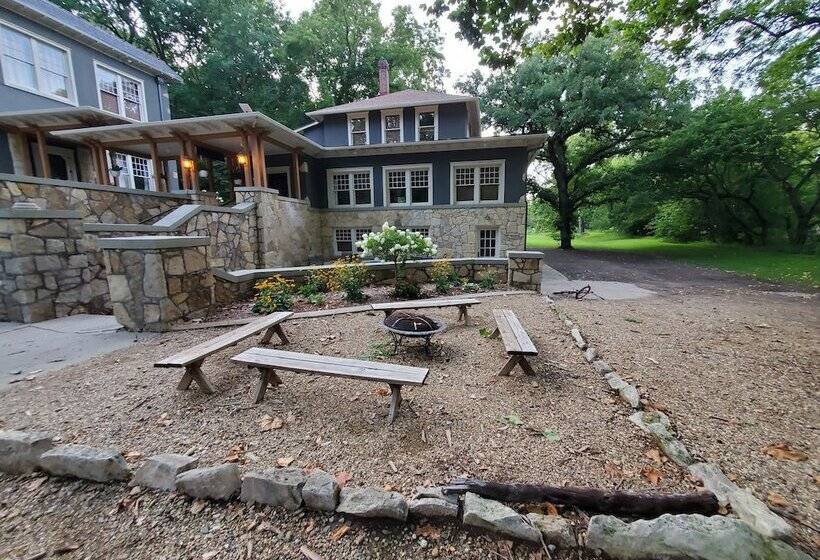 بنسيون Sycamore Springs