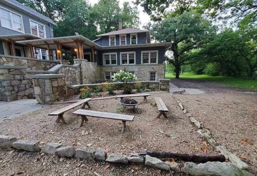 ペンション Sycamore Springs