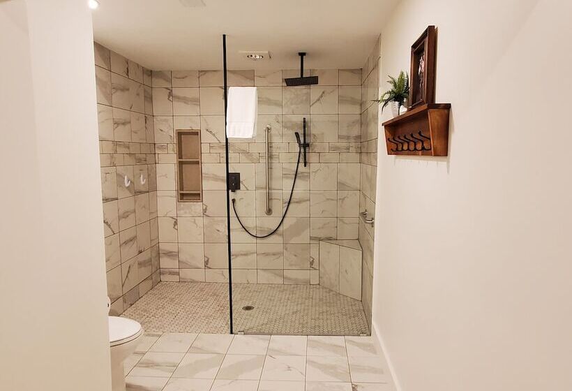 بنسيون Sycamore Springs