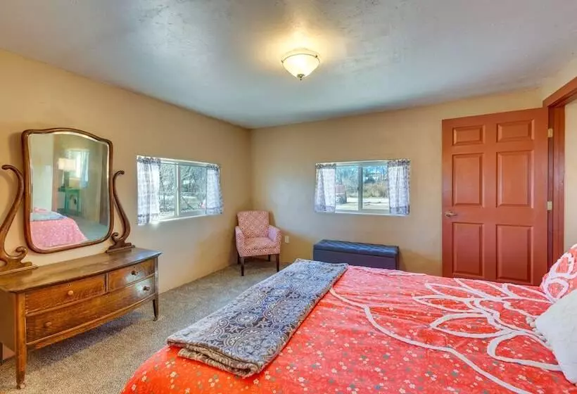 Quiet Mora Hideaway: 35 Mi To Angel Fire Resort!