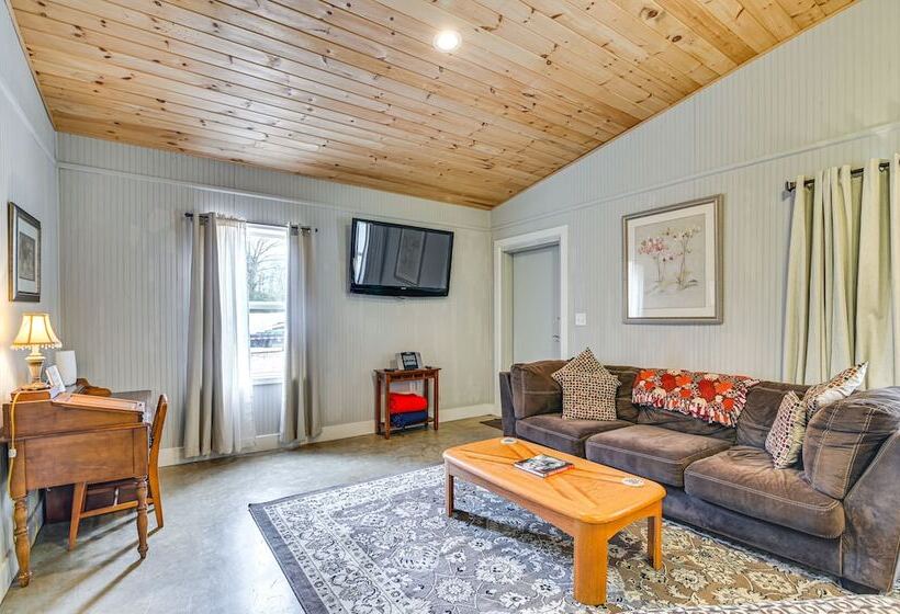 Remote Work Friendly New Albany Home 5 Mi To Dtwn!