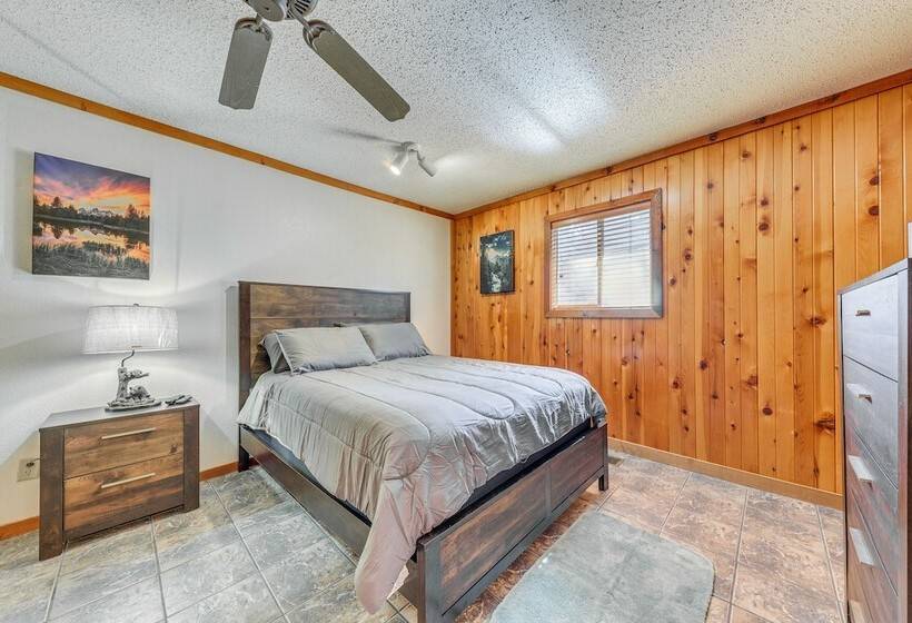 Ruidoso Cabin W/ Deck ~ 1 Mi To Midtown!