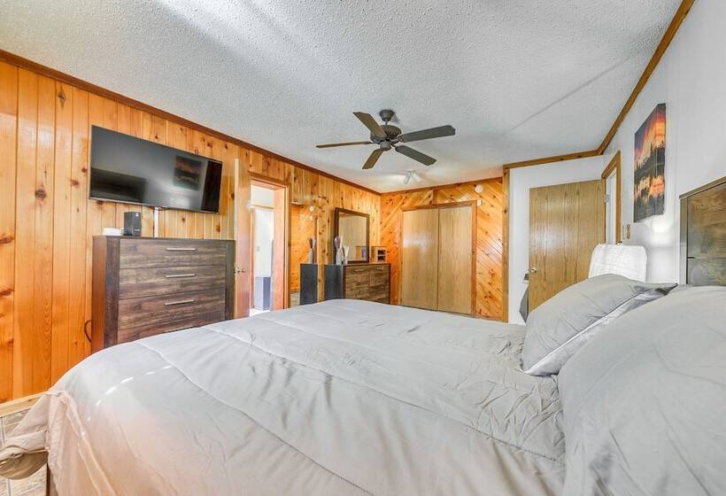 Ruidoso Cabin W/ Deck ~ 1 Mi To Midtown!