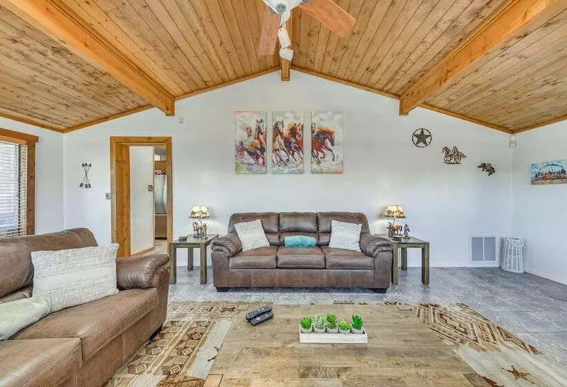 Ruidoso Cabin W/ Deck ~ 1 Mi To Midtown!